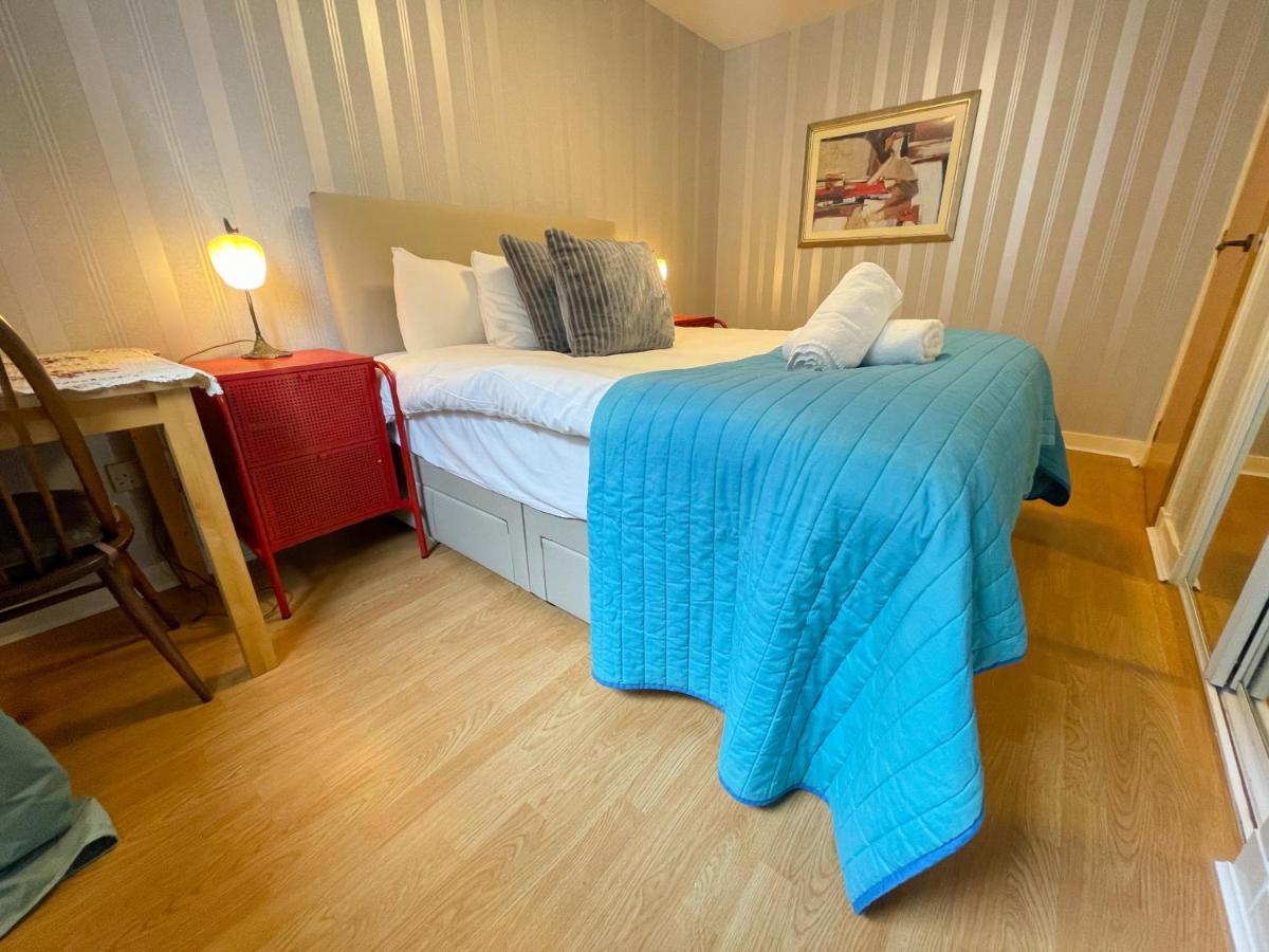Kelvingrove 2 Bedroom Apartment - Private Parking Glasgow Luaran gambar