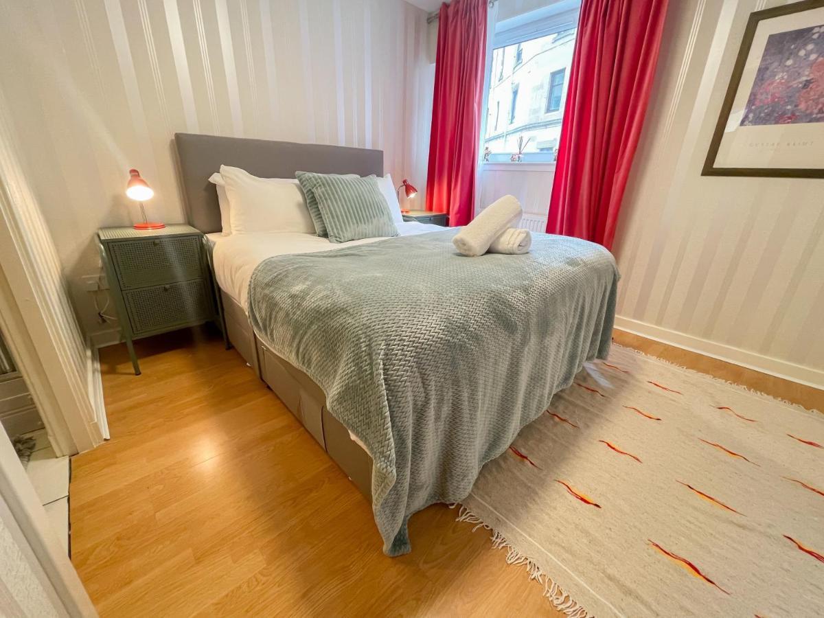Kelvingrove 2 Bedroom Apartment - Private Parking Glasgow Luaran gambar
